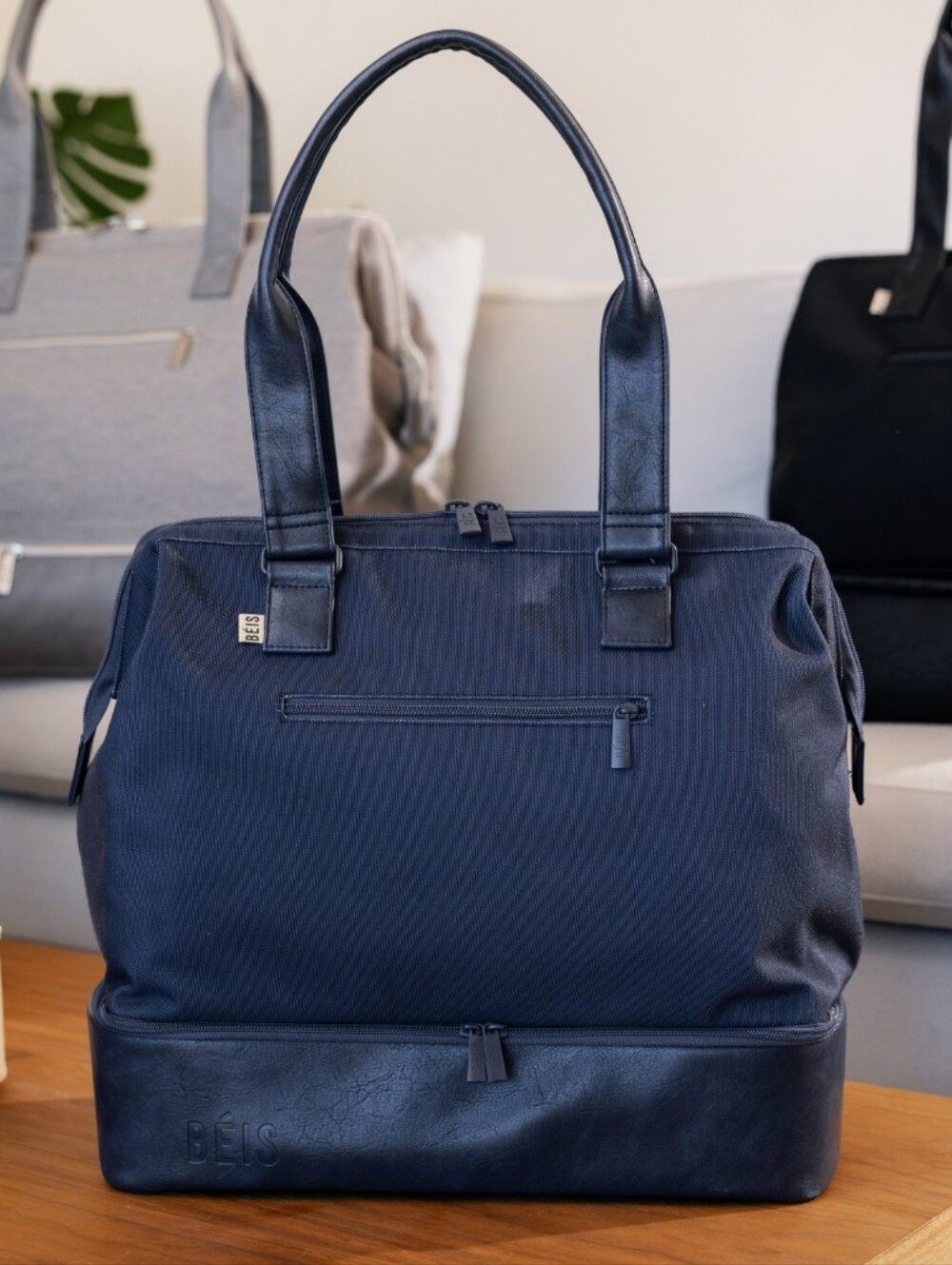 Beis Mini Weekender
